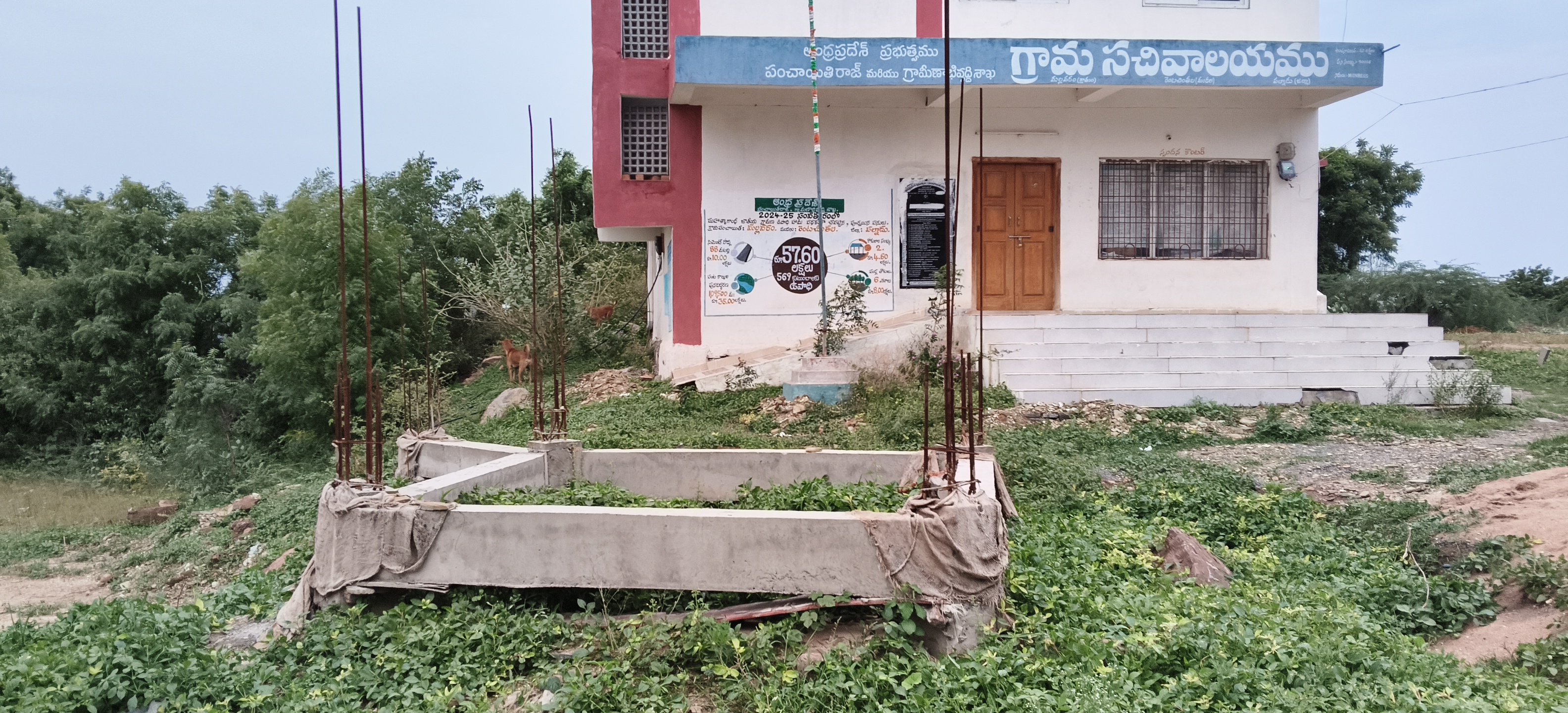 గ్రామాల్లో ఓవర్ హెడ్ ట్యాంక్ నిర్మాణ పనులు వేగవంతం