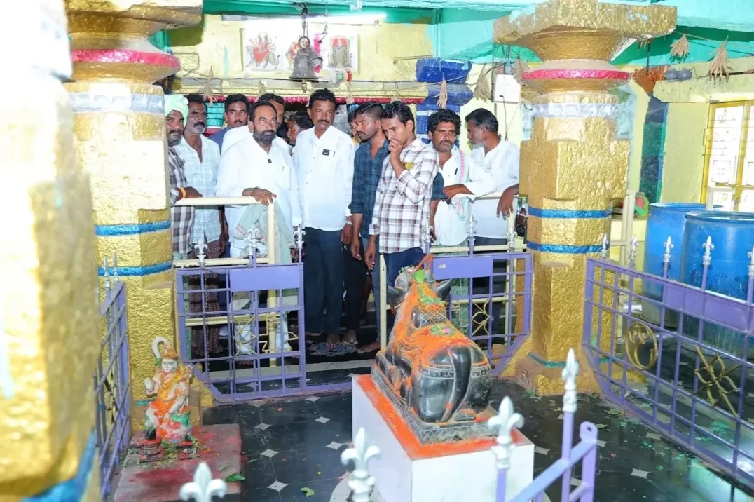 తేరాల సిద్ధేశ్వరస్వామి ఆలయ అభివృద్ధికి జూలకంటి బ్రహ్మానందరెడ్డి హామీ
